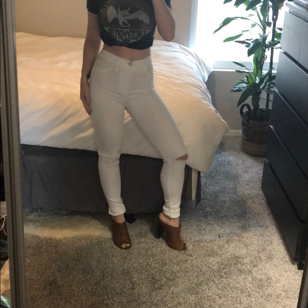 Canopy jean white from fashion nova. Size 1.
